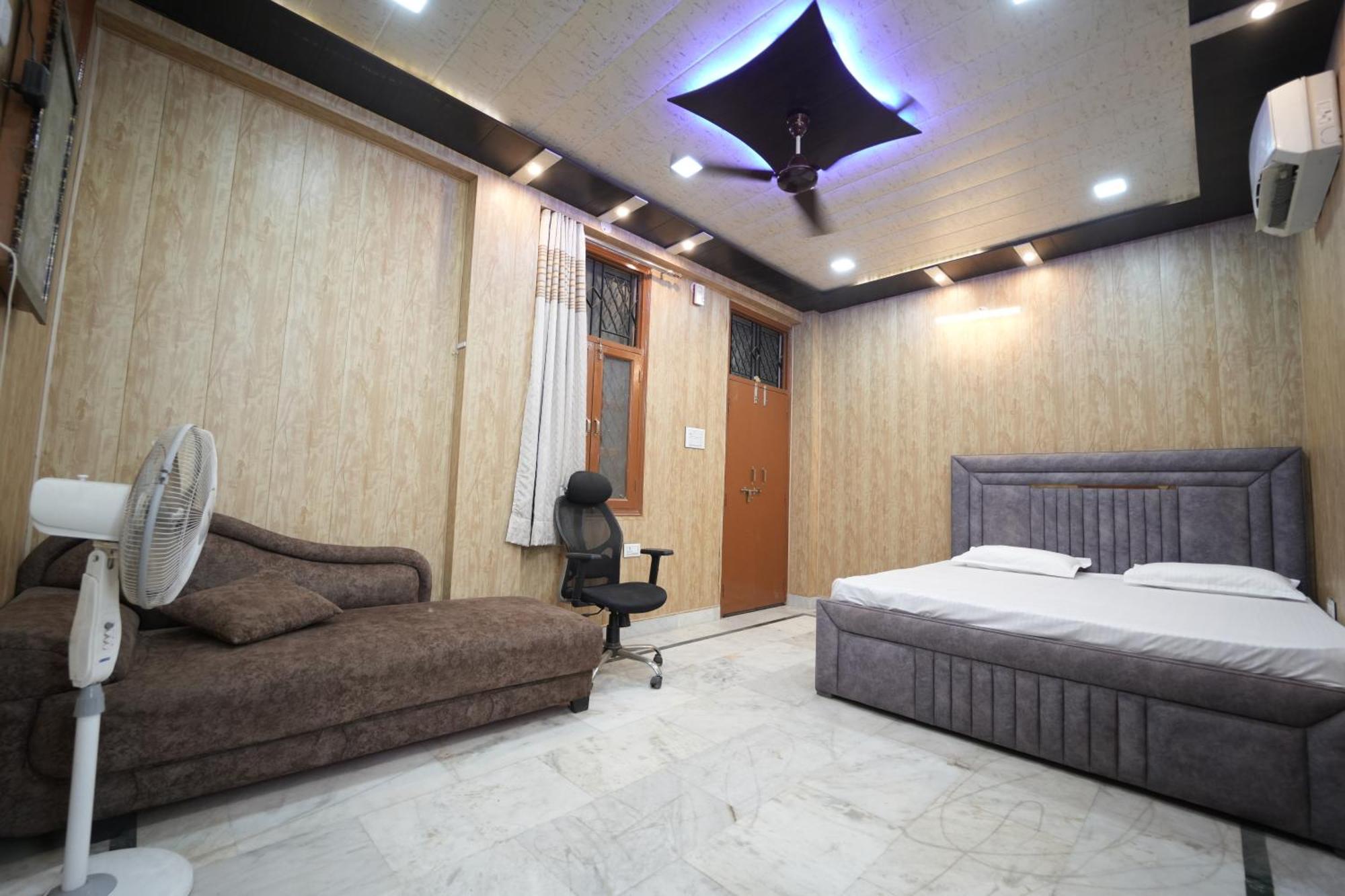 Apartment Prabhupad *