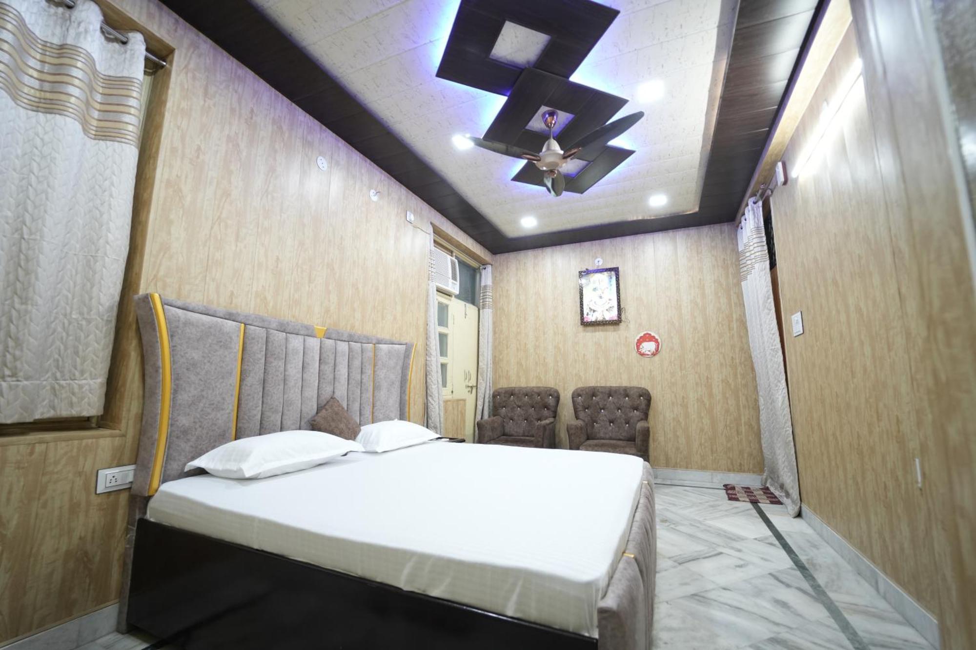 Prabhupad Apartment *